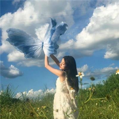 宣传路演现场实拍：流量小生片场闹不和，同行集体沉默